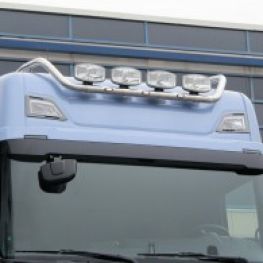 Dachowy pas oświetlenia ze stali nierdzewnej – METEC – do serii Scania NTG.